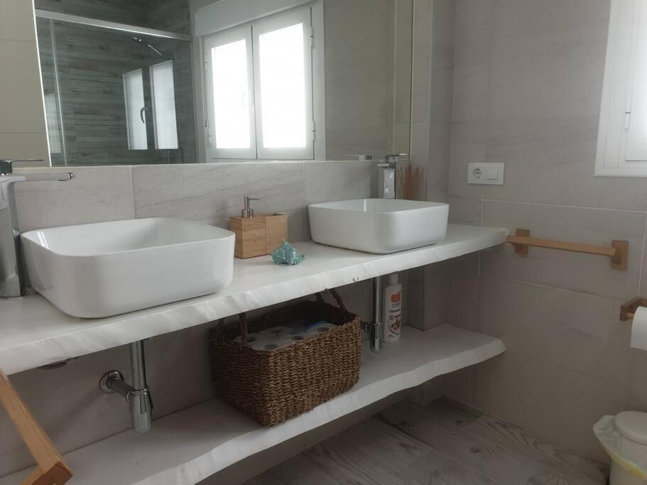 Precioso Apartamento En كونيل ذي لا فرونتيرا المظهر الخارجي الصورة