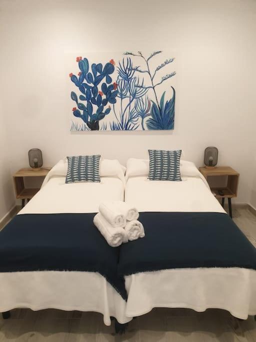 Precioso Apartamento En كونيل ذي لا فرونتيرا المظهر الخارجي الصورة